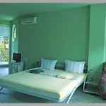 The Colourful Mansion Hotel Achtopol