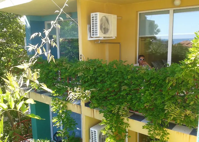 The Colourful Mansion Ξενοδοχείο 2*