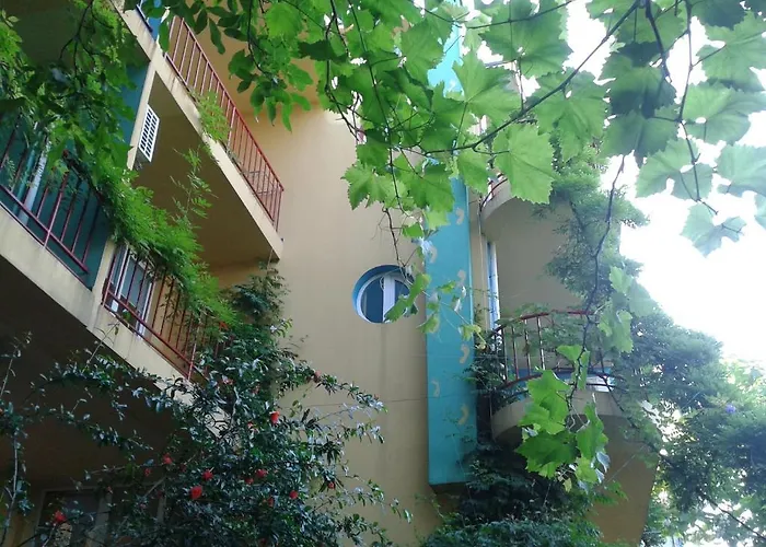 The Colourful Mansion Hotel