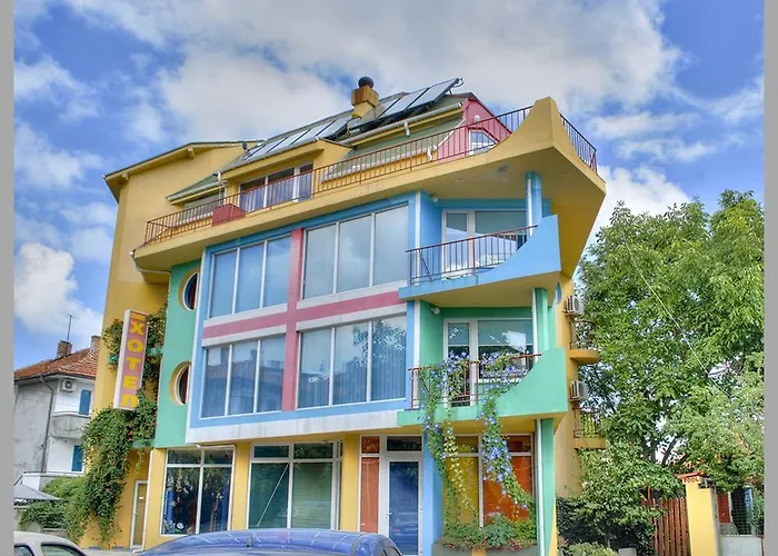 The Colourful Mansion Hotel Ahtopol